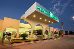 Гостиница Holiday Inn Yanbu, an IHG Hotel  Янбу